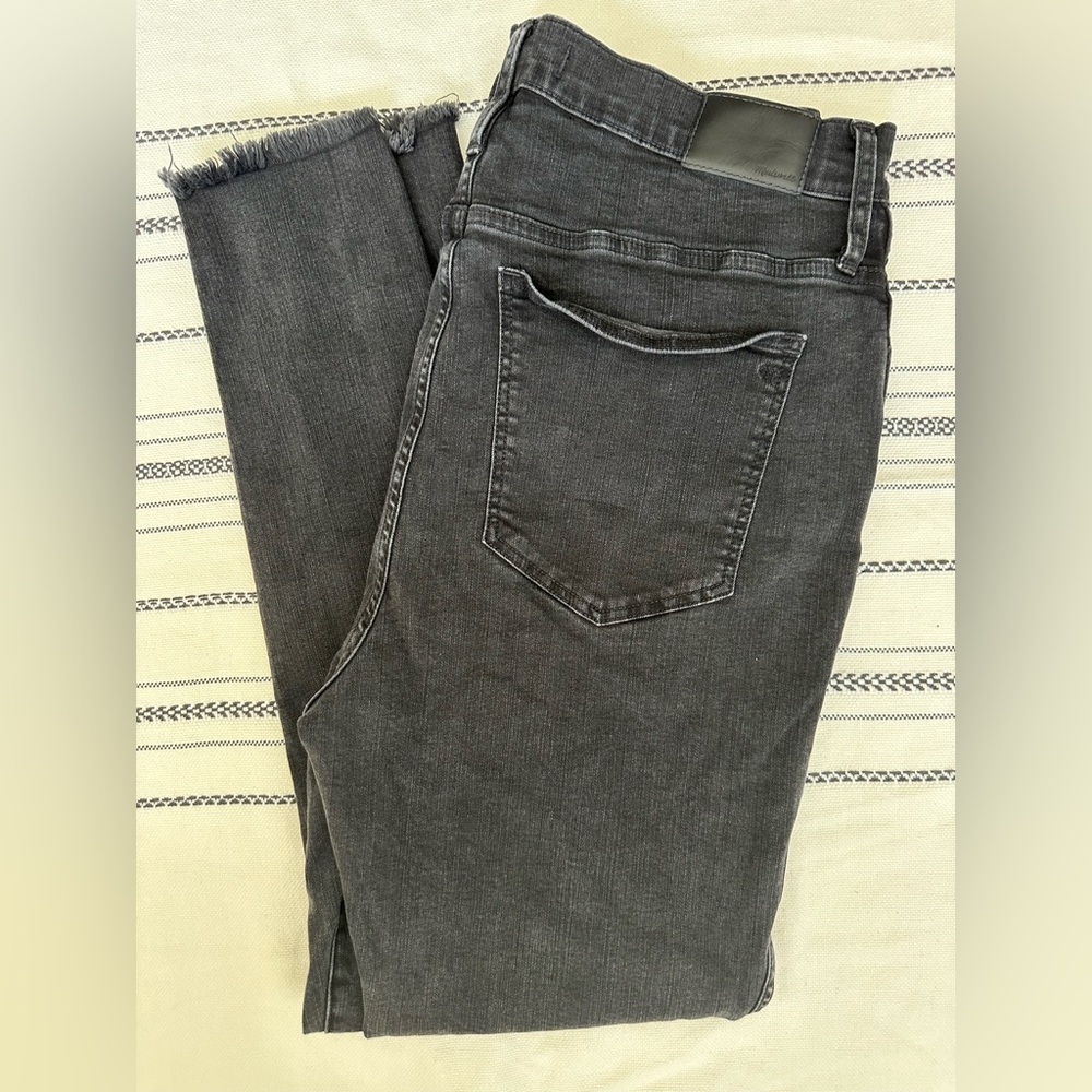 Madewell 10” High Rise Skinny Jean - Size 32 - Black Button-Front Edition